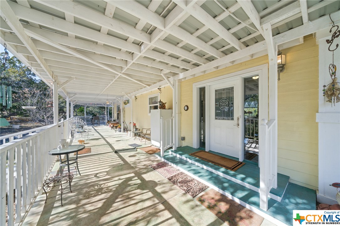 2190 Island View