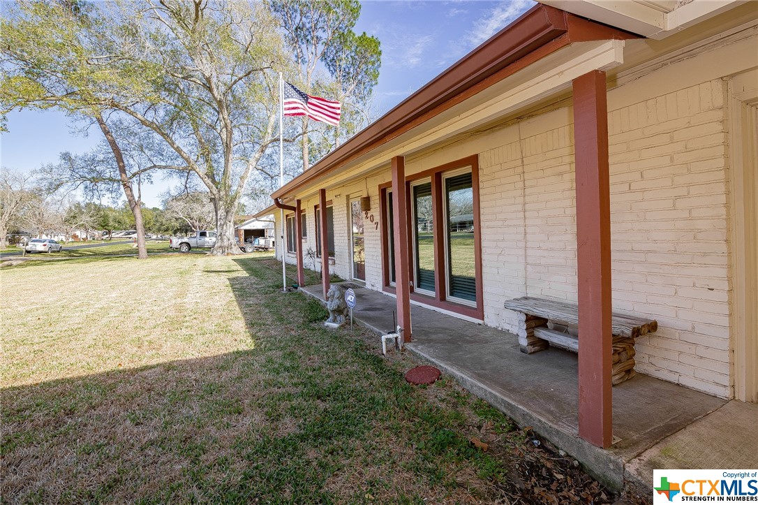 207 Angus Street