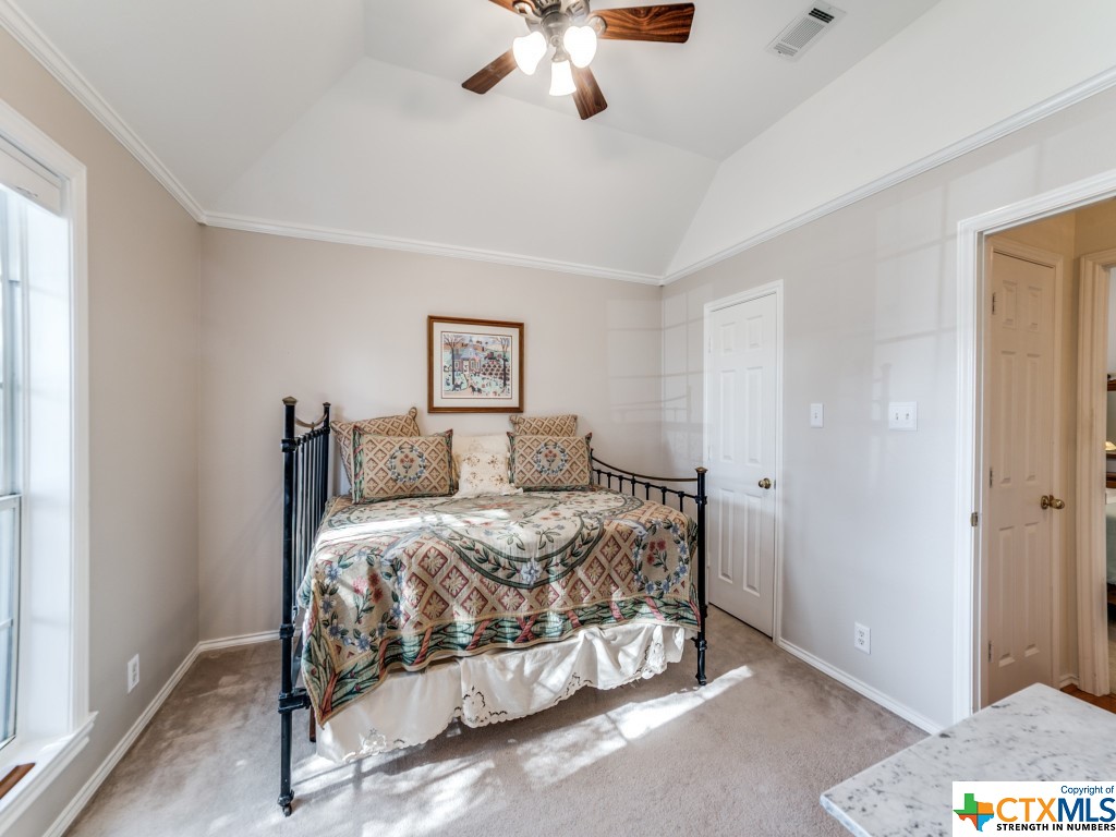 24 Timber Meadow