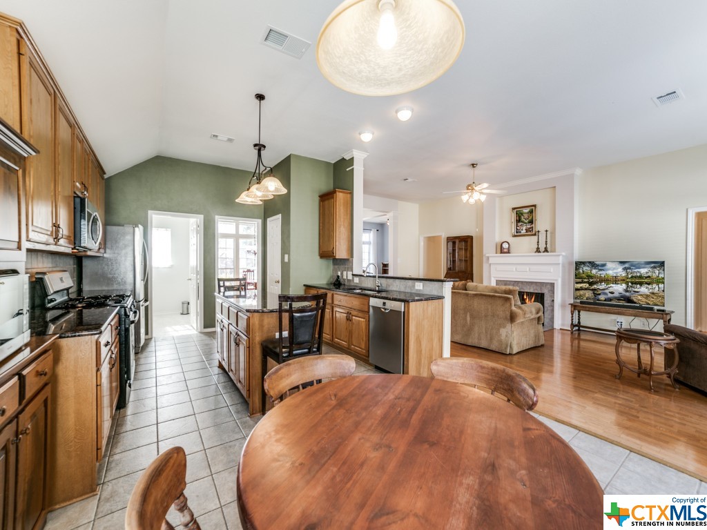 24 Timber Meadow