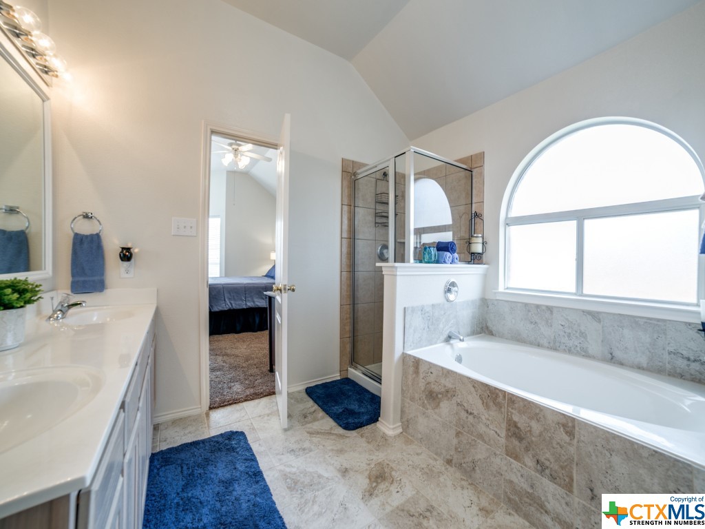 1787 Oakmont Circle