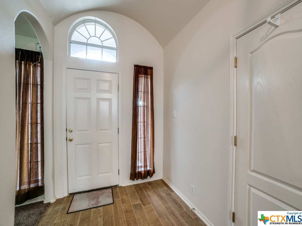1787 Oakmont Circle