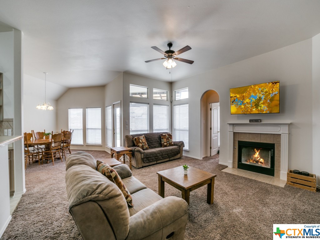 1787 Oakmont Circle