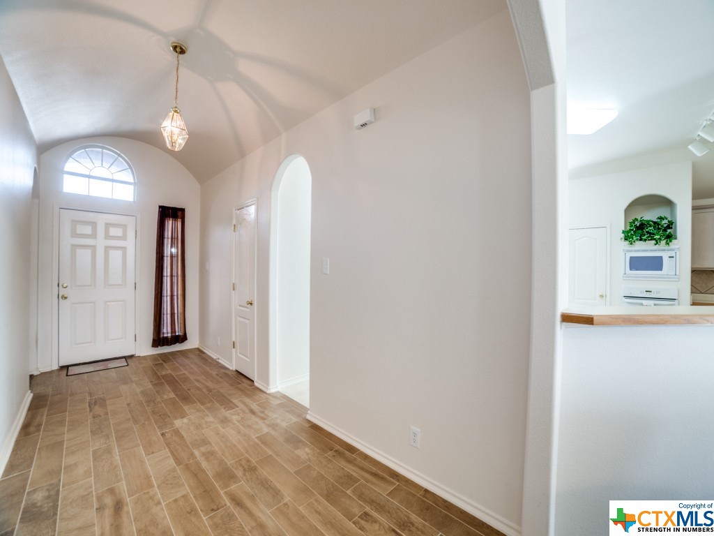 1787 Oakmont Circle