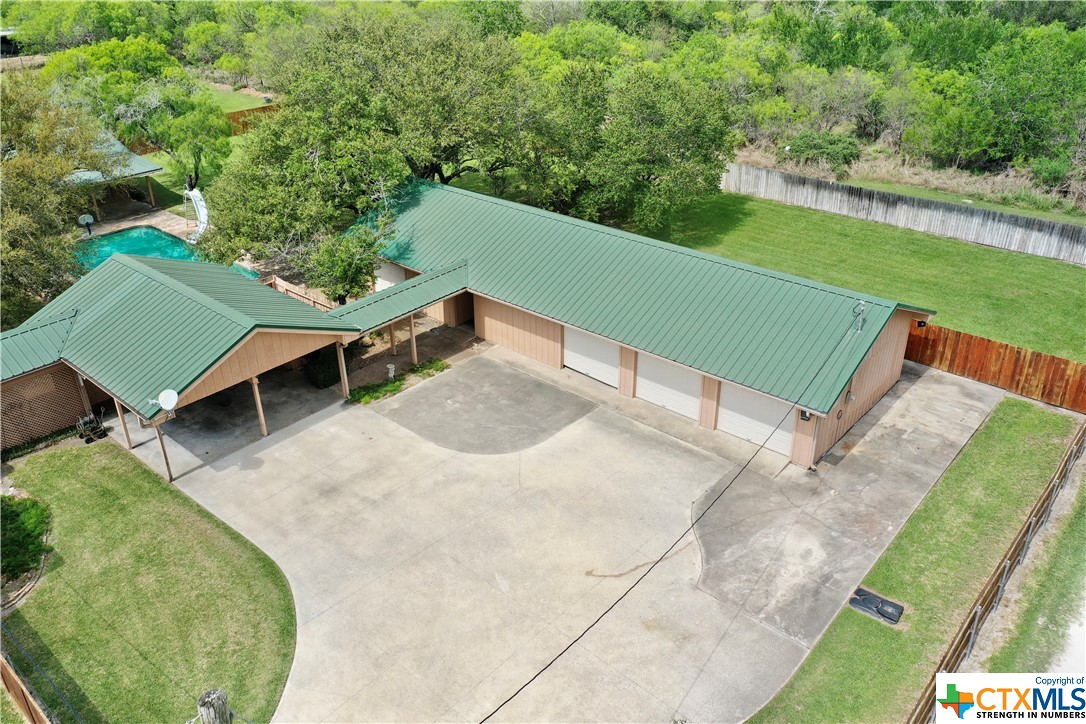 506 W Houston Street