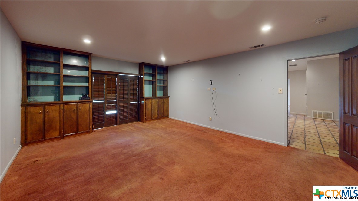 506 W Houston Street