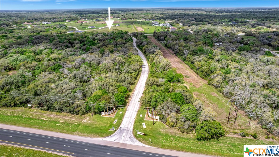 000 Post Oak Row