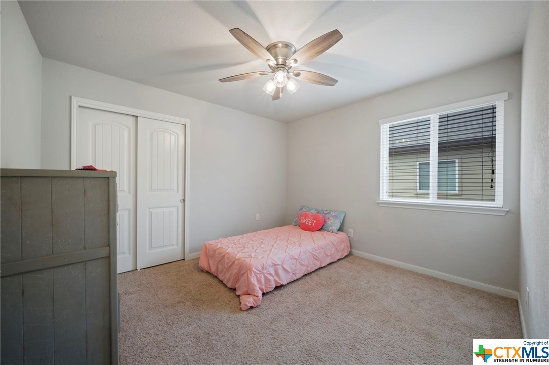 321 Oak Creek Way