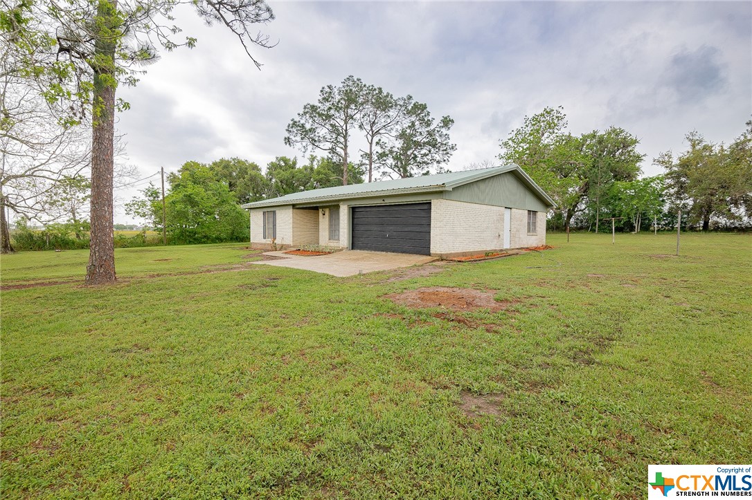 1543 Levi Sloan Road