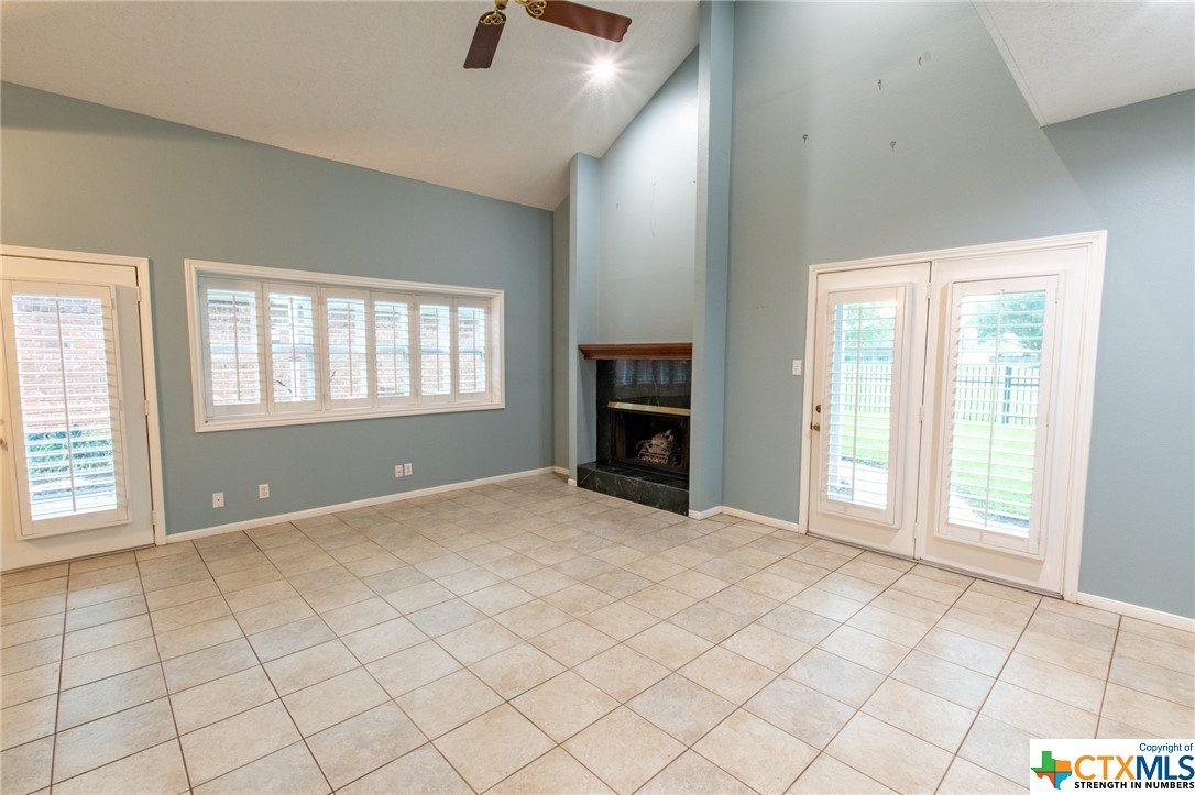 113 Charleston Drive