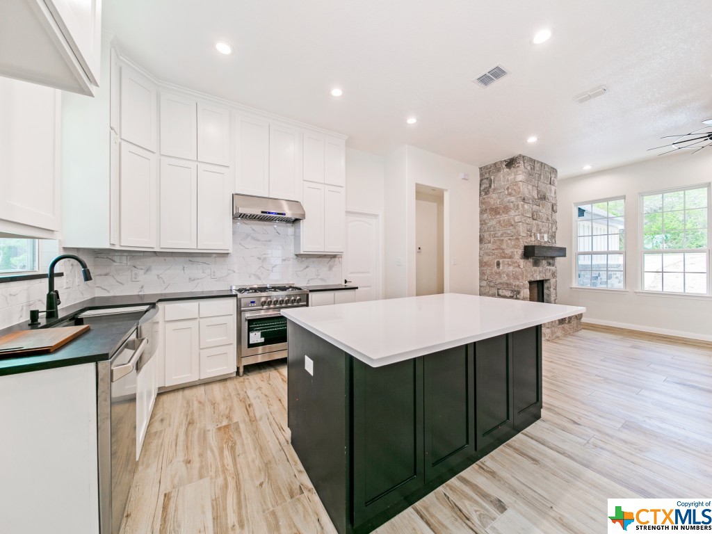 851 Persimmon Pass