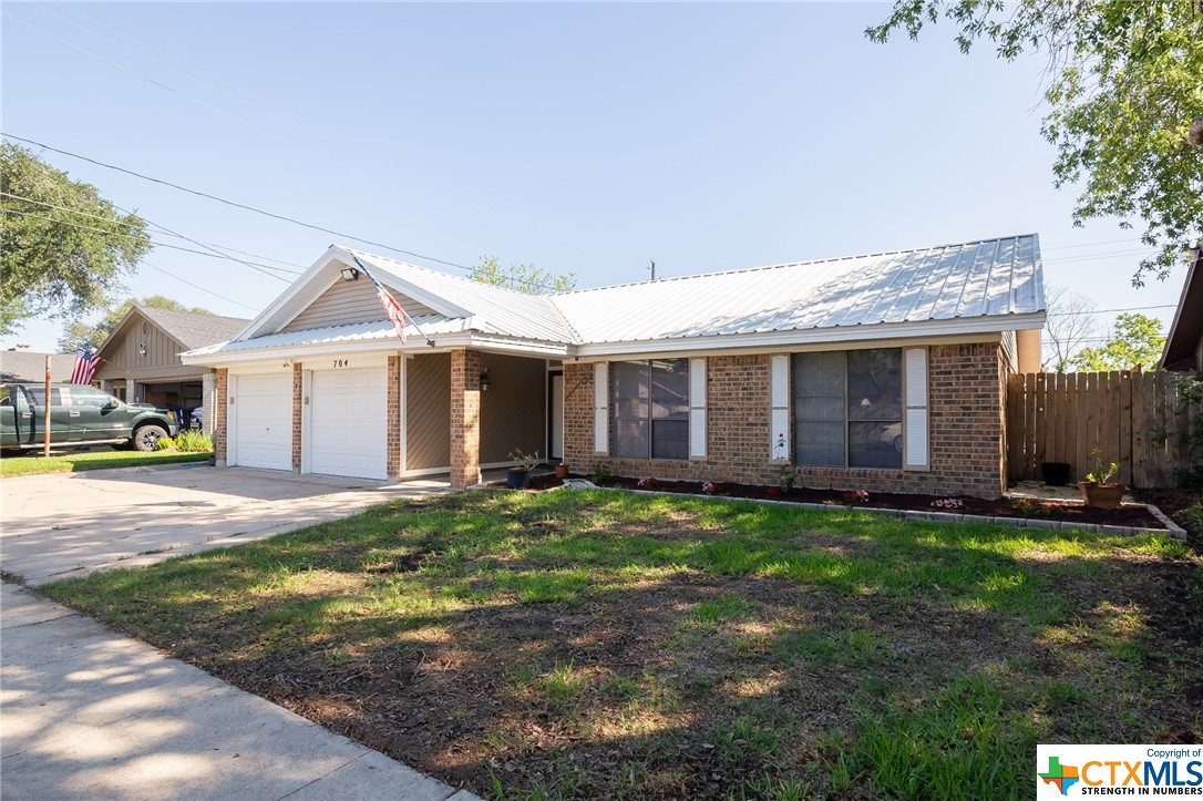 704 Taos Drive