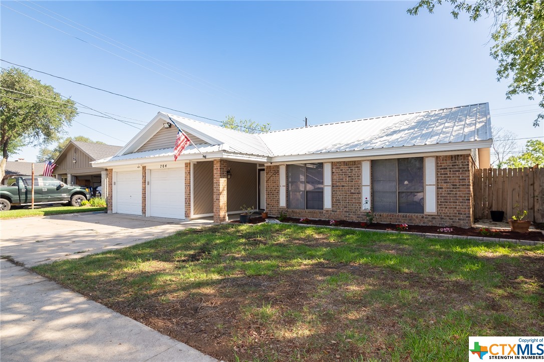 704 Taos Drive