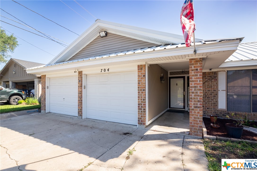 704 Taos Drive