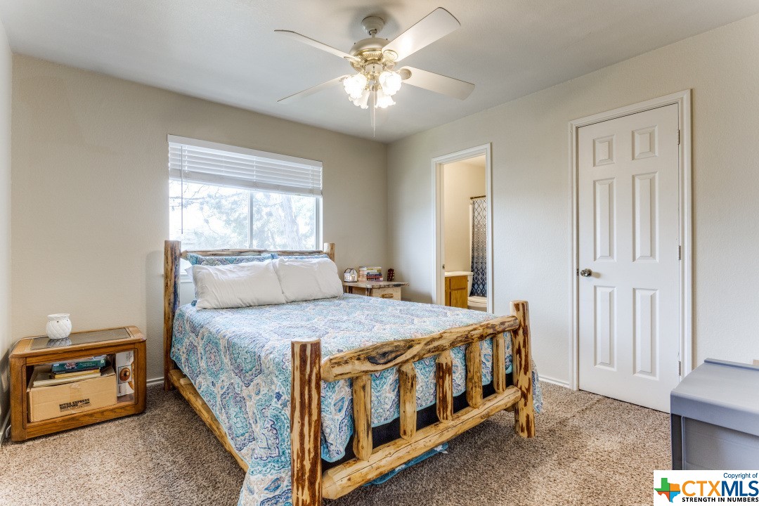 831 Sagewood Trail