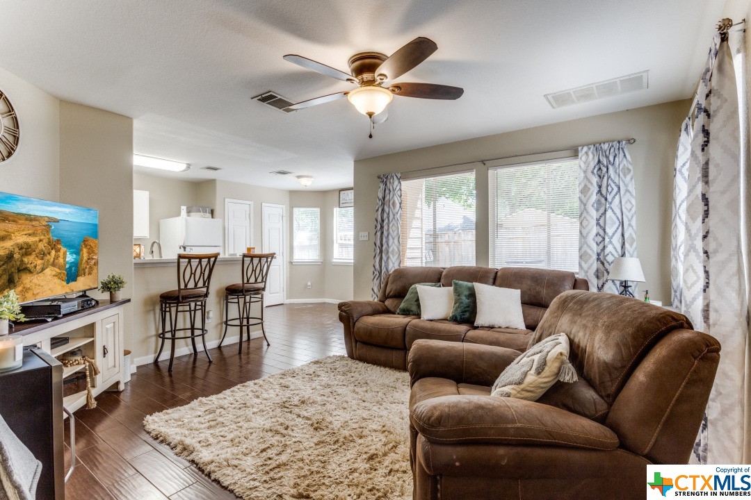 831 Sagewood Trail
