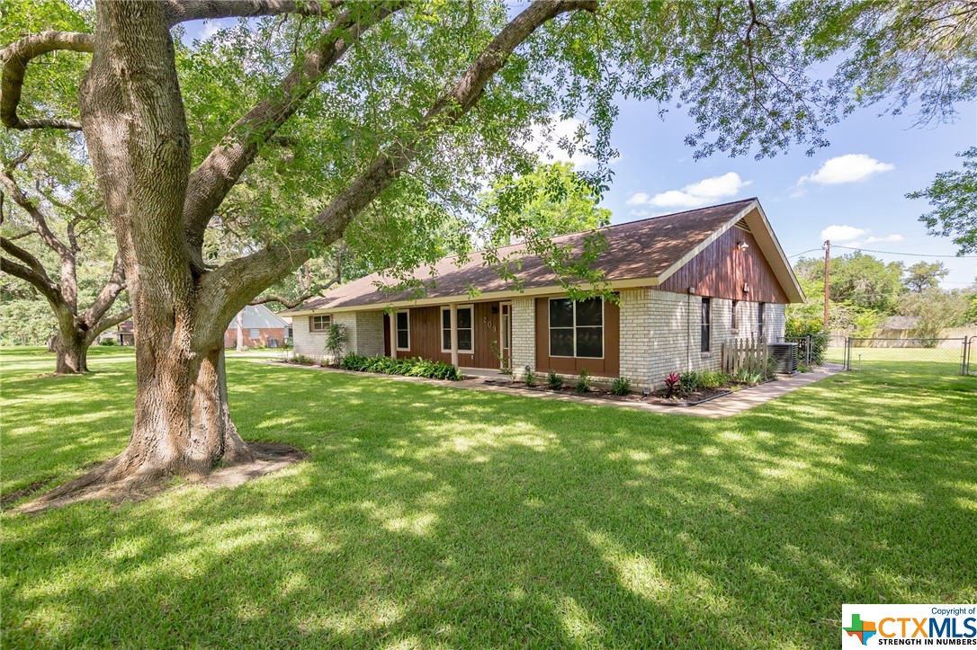 203 Yucca Drive