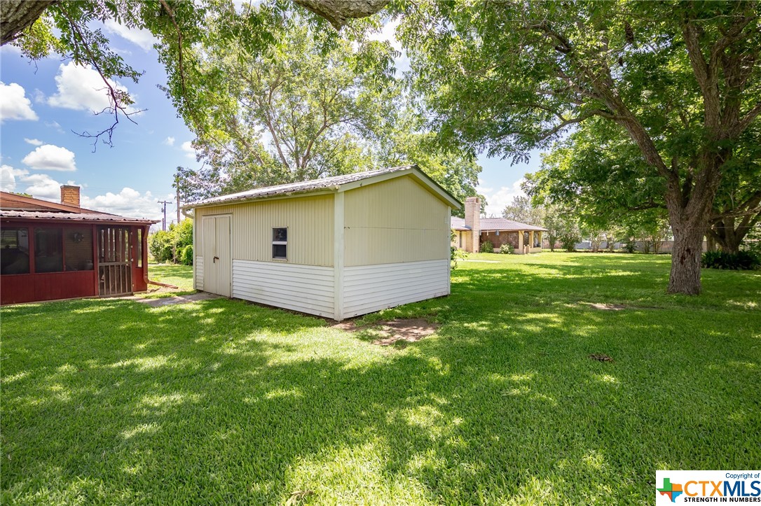 2842 Fm 1685