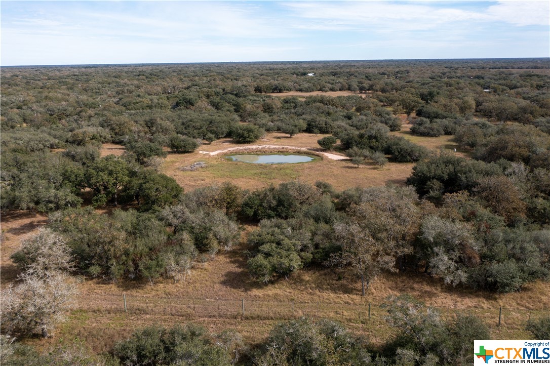 585 Private Road 1065