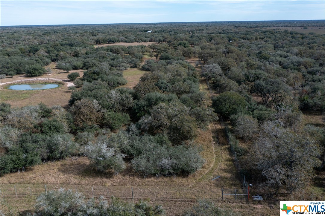 585 Private Road 1065
