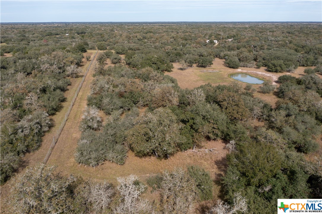 585 Private Road 1065