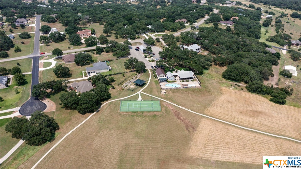 477 Brookhollow