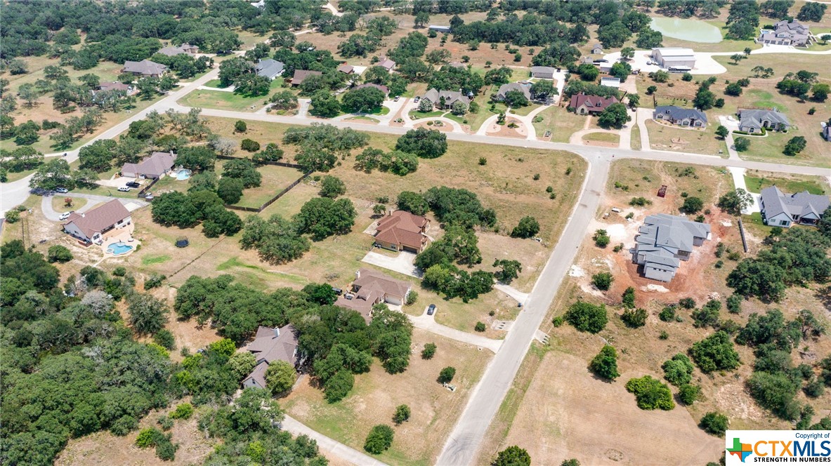 477 Brookhollow