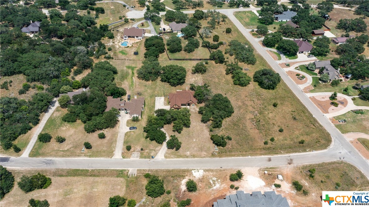 477 Brookhollow