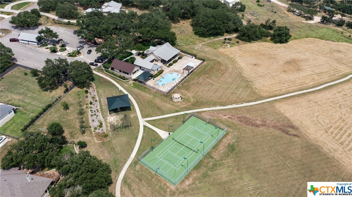 477 Brookhollow
