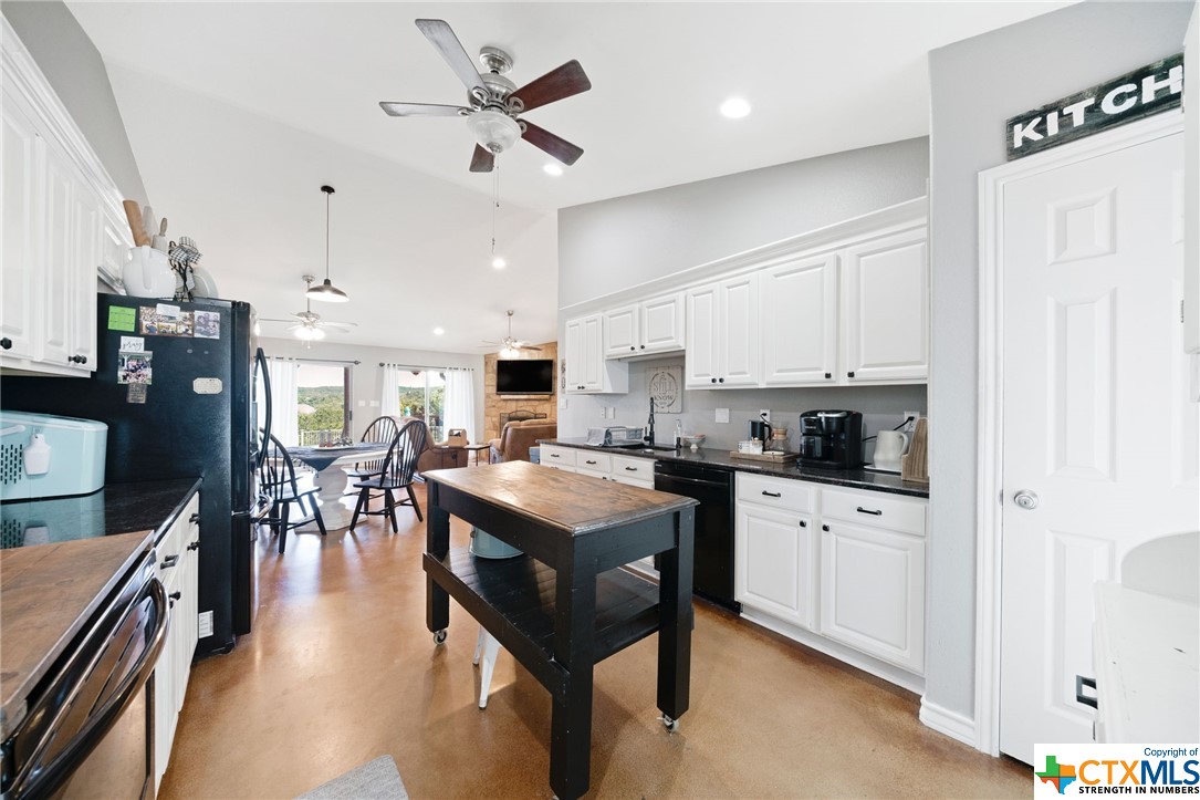 2825 Rocky Ridge Loop