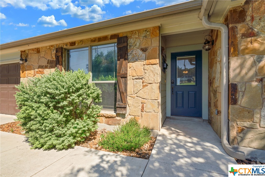 2825 Rocky Ridge Loop