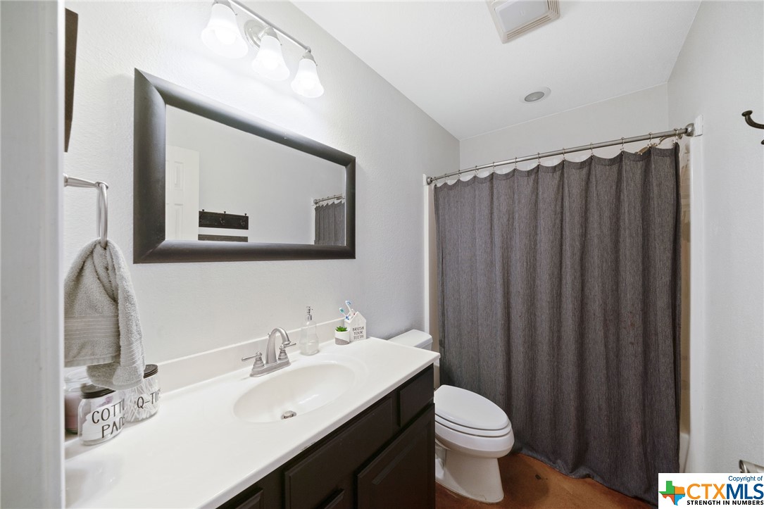 2825 Rocky Ridge Loop