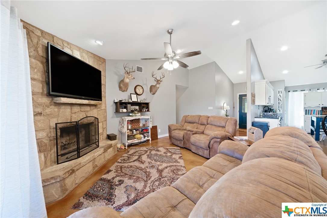 2825 Rocky Ridge Loop