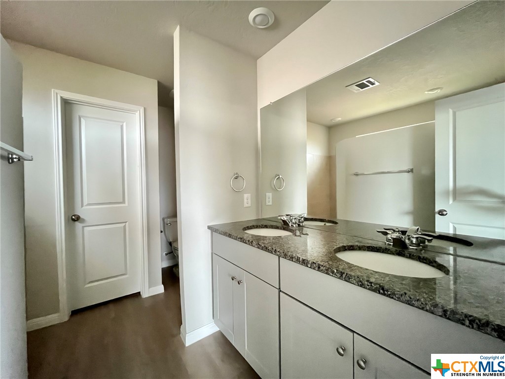 2834 Calandra Lark