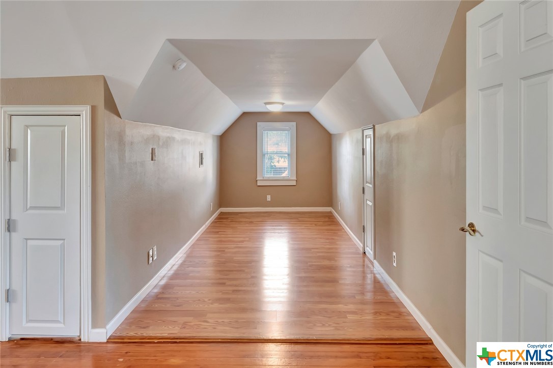 806 E Main Street