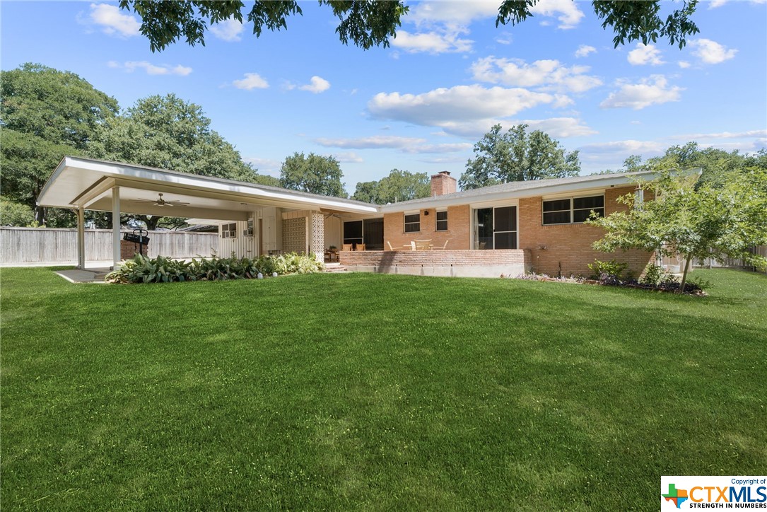 150 Oakhurst Place