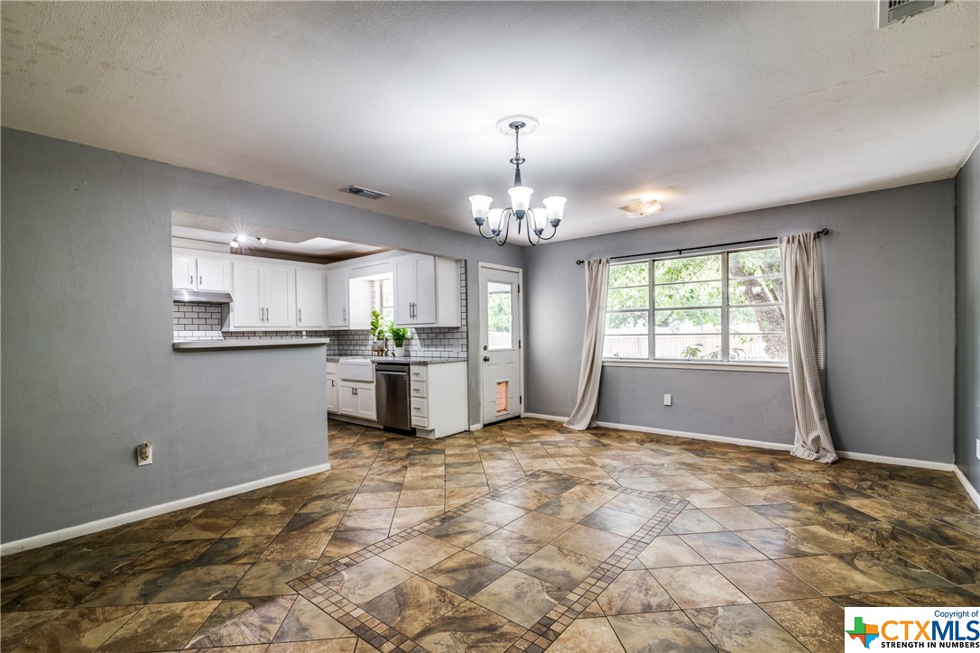 1302 Keller Lane