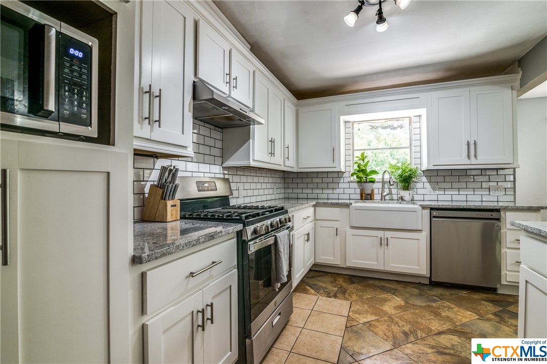 1302 Keller Lane