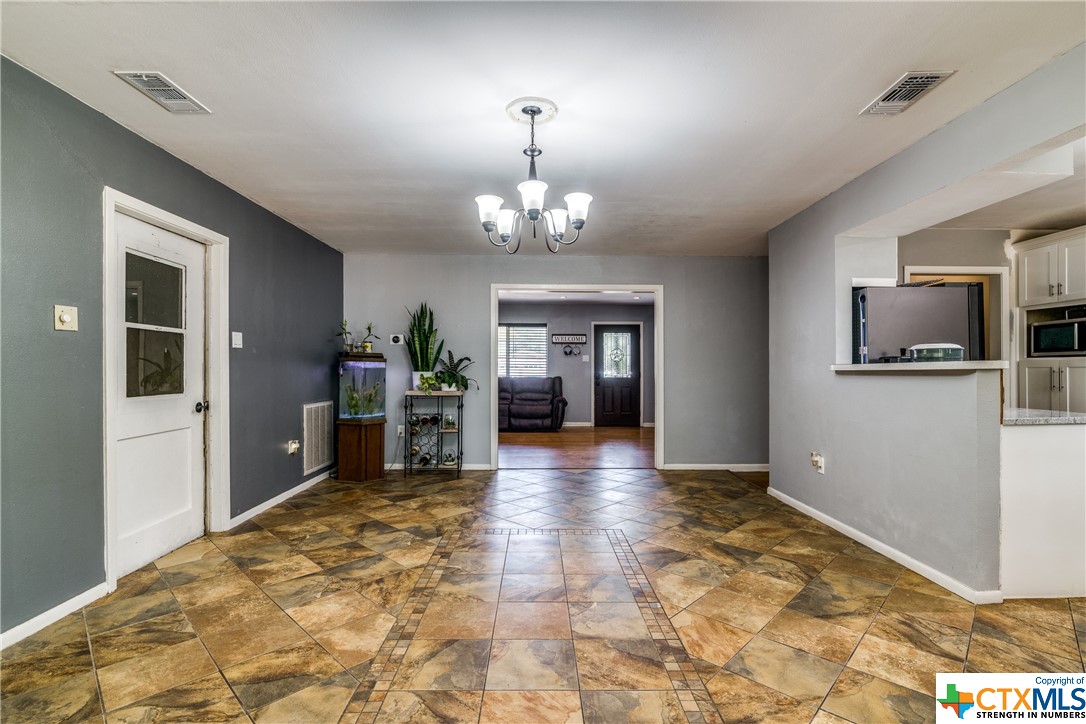 1302 Keller Lane