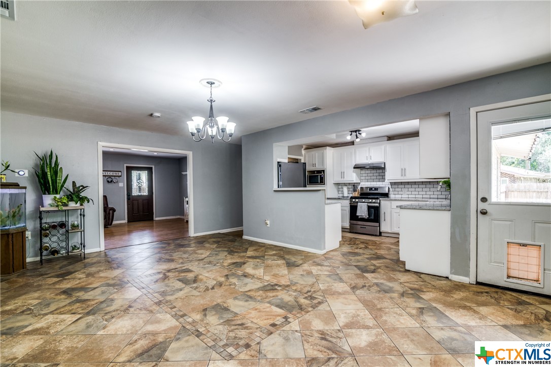 1302 Keller Lane