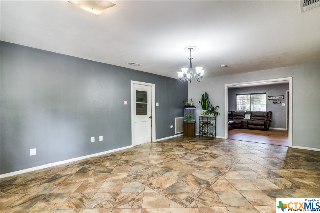 1302 Keller Lane