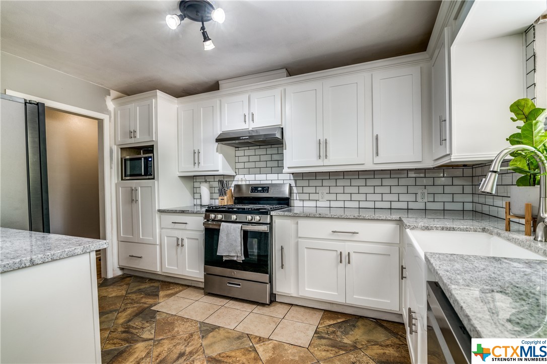 1302 Keller Lane