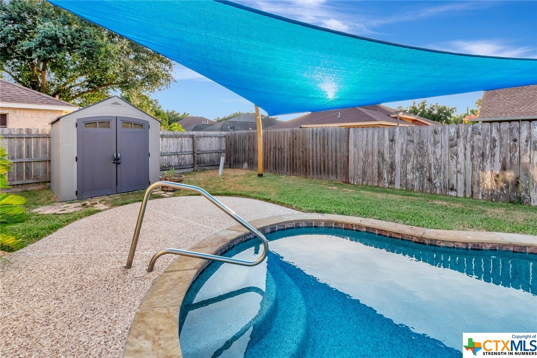 319 Macon Creek