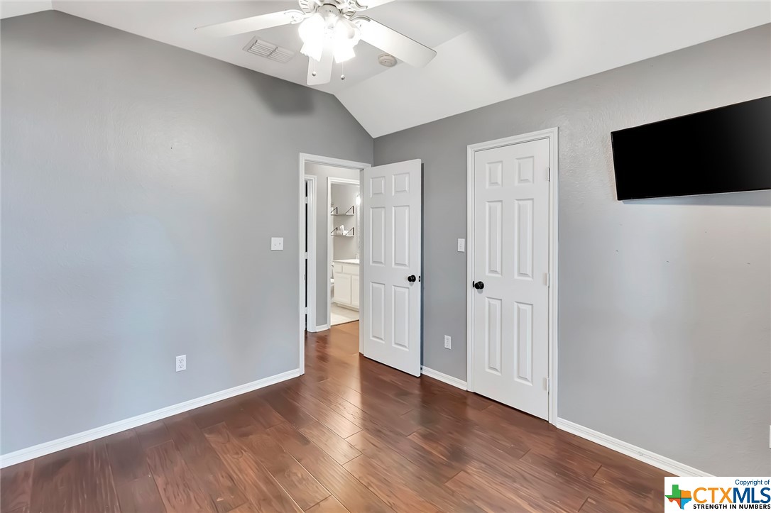 319 Macon Creek