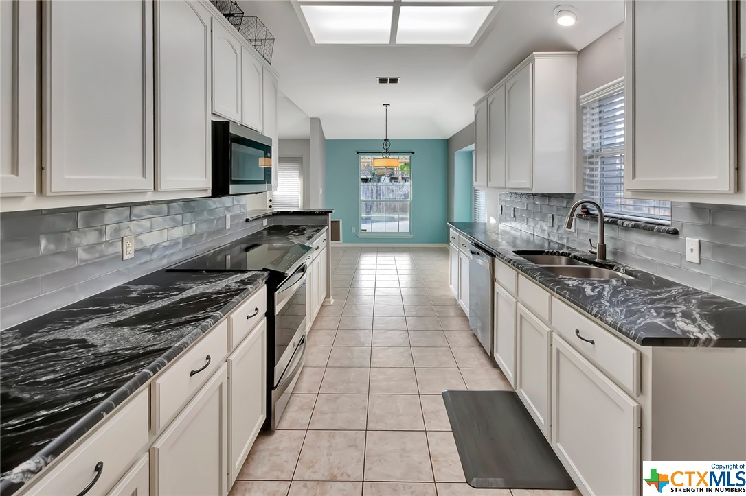 319 Macon Creek