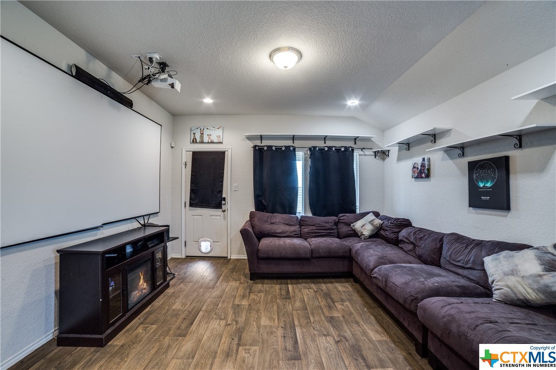 426 Lance Trail