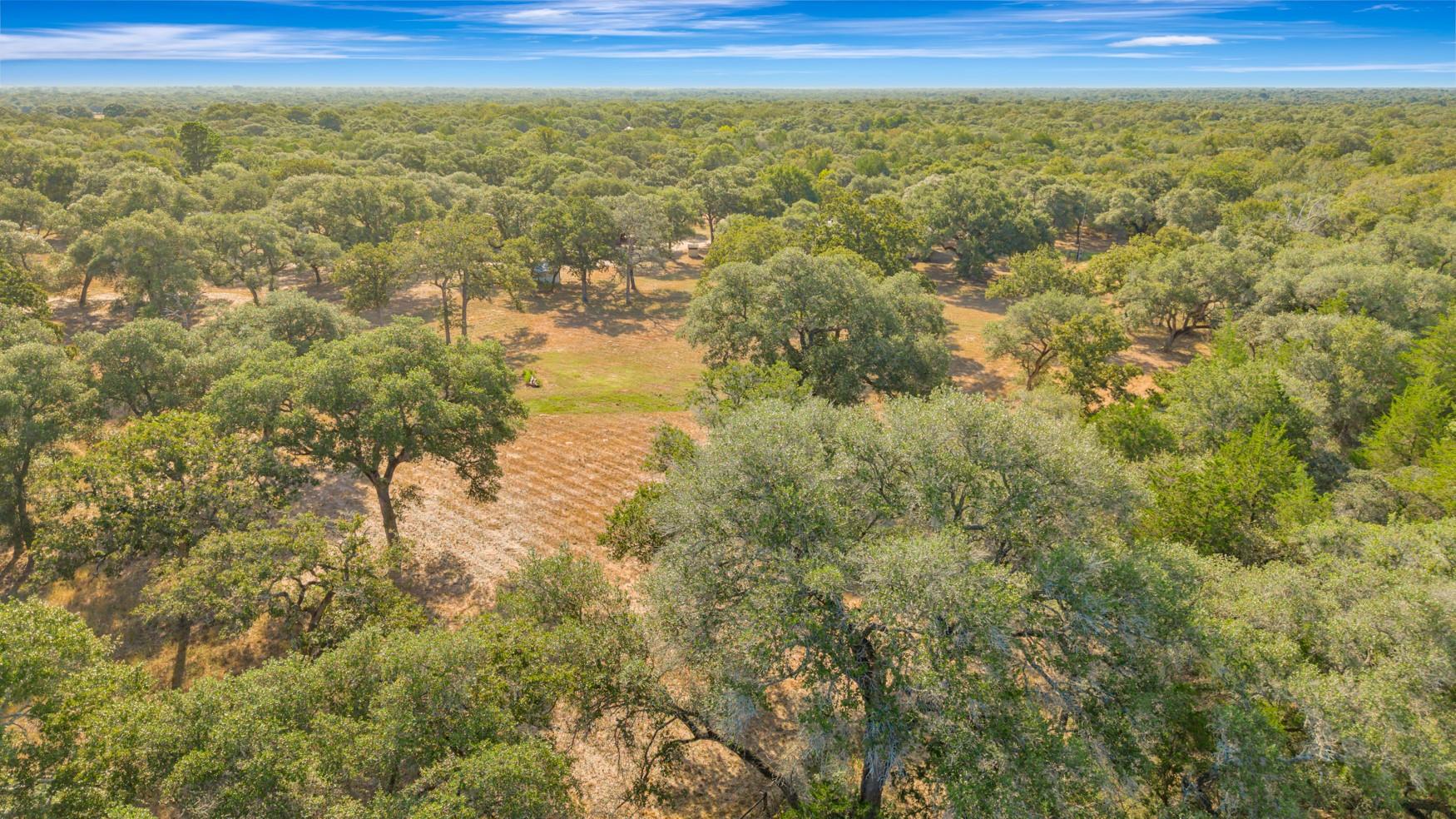 1079 Private Road 1051
