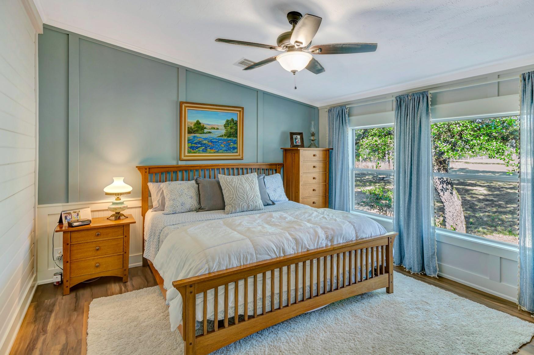 1079 Private Road 1051