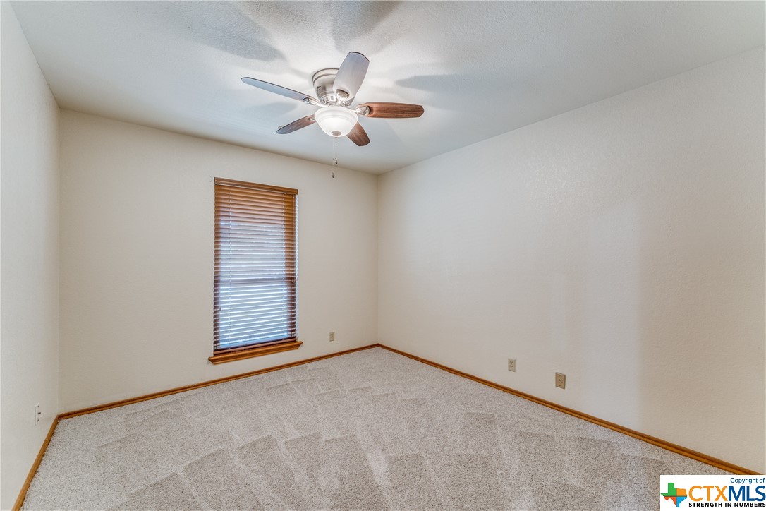 109 Turkey Hollow Circle