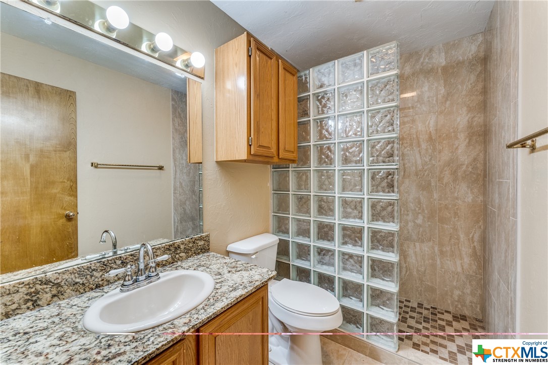 109 Turkey Hollow Circle